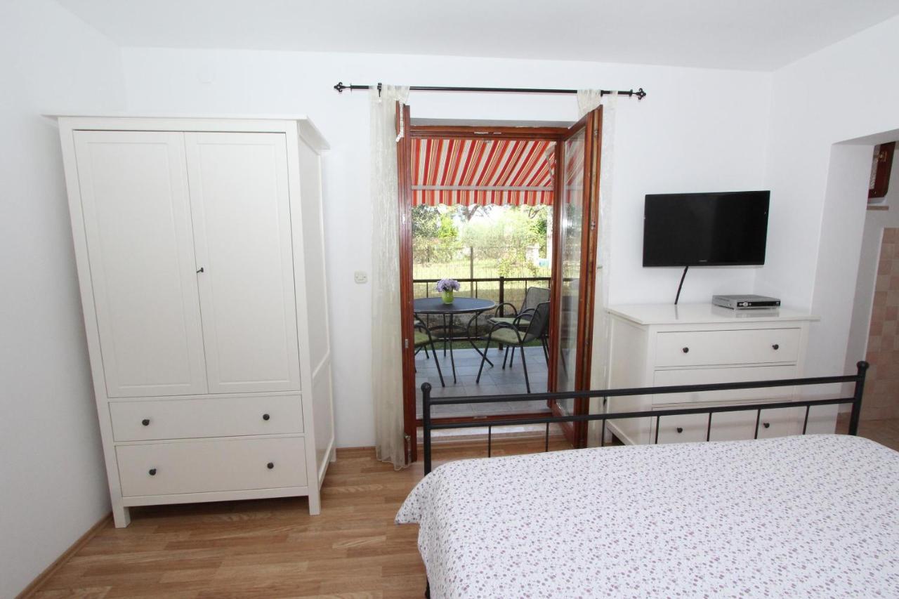 Apartments Mirela روفينج المظهر الخارجي الصورة